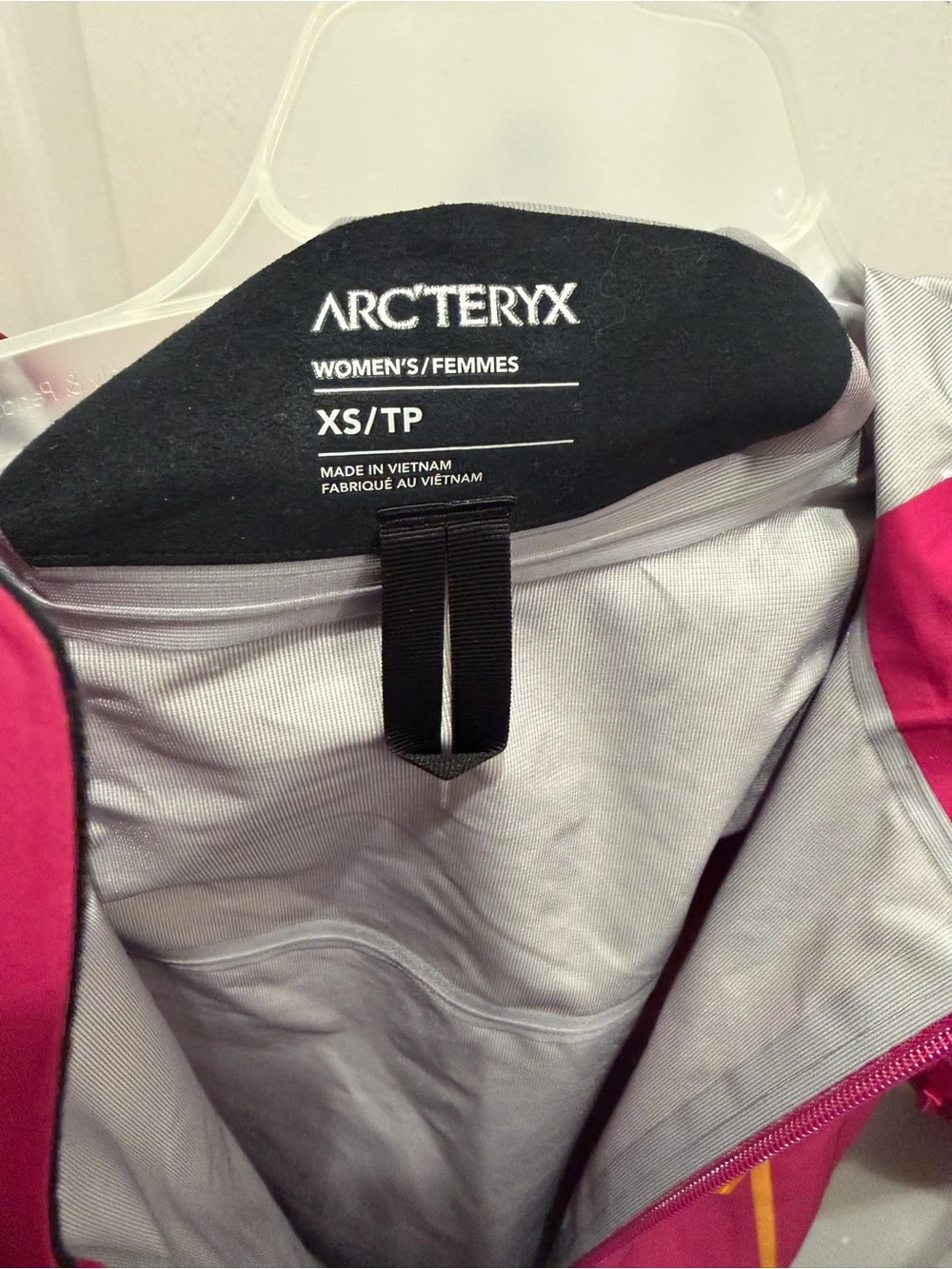 Arc'teryx women Waterproof Shell Jacket hot pink with orange Accents size XS